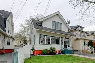 157 Berwyn St, Roselle Park, NJ 07204 - Photo 2