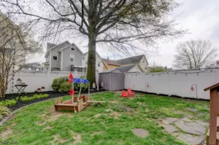 157 Berwyn St, Roselle Park, NJ 07204 - Photo 28