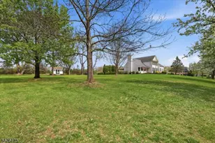 100 Distillery Rd, Readington Twp., NJ 08889 - Photo 32