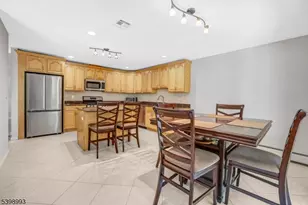 4 Maple Ave, Waldwick, NJ 07463 - Photo 10