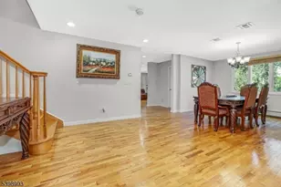 4 Maple Ave, Waldwick, NJ 07463 - Photo 6