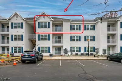 1233 Waterford Dr, Edison, NJ 08817 - Photo 2