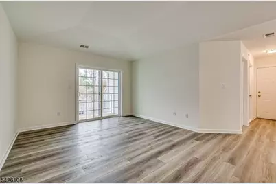 1233 Waterford Dr, Edison, NJ 08817 - Photo 8