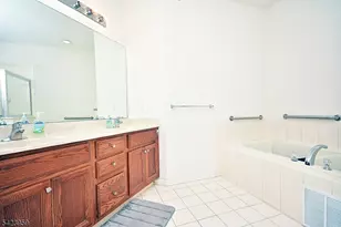2304 Courtney Ln, Franklin Township, NJ 08873 - Photo 20
