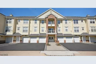 2304 Courtney Ln #2304, Franklin Township, NJ 08873 - Photo 1