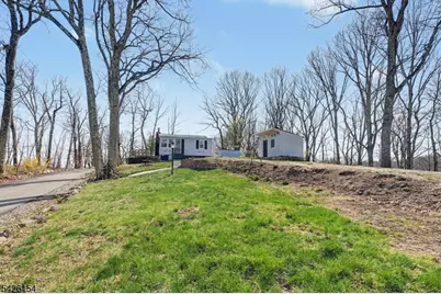 10 Berton Rd, Boonton Township, NJ 07005 - Photo 12