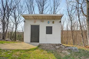 10 Berton Rd, Boonton Township, NJ 07005 - Photo 12