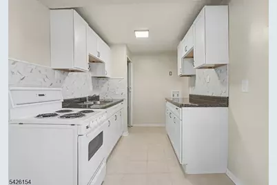 10 Berton Rd, Boonton Township, NJ 07005 - Photo 8