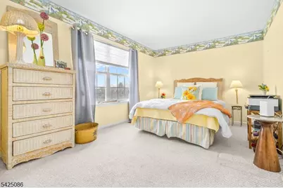 20 Chesterfield Ct, Raritan Township, NJ 08822 - Photo 26