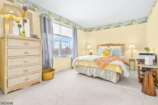 20 Chesterfield Ct, Raritan Township, NJ 08822 - Photo 26