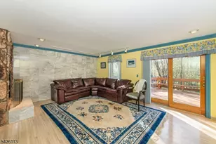 29 Radcliffe Dr, Roxbury Township, NJ 07876 - Photo 6