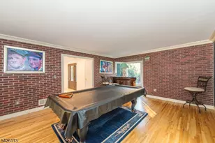 29 Radcliffe Dr, Roxbury Township, NJ 07876 - Photo 4