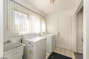 29 Radcliffe Dr, Roxbury Township, NJ 07876 - Photo 36