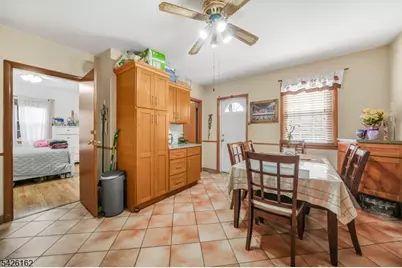 172 Chestnut St, Newark, NJ 07105 - Photo 8