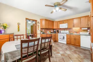 172 Chestnut St, Newark, NJ 07105 - Photo 6