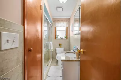 172 Chestnut St, Newark, NJ 07105 - Photo 12