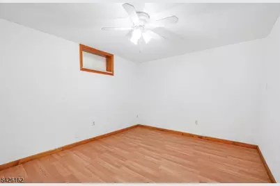 172 Chestnut St, Newark, NJ 07105 - Photo 28