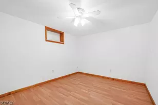 172 Chestnut St, Newark, NJ 07105 - Photo 28