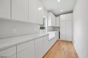 136 Irwin St, Springfield, NJ 07081 - Photo 10