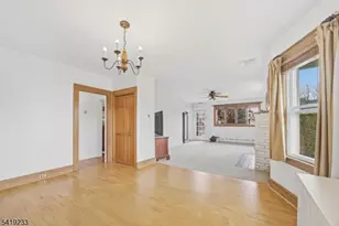 23 Lincoln Ave, Cranford Township, NJ 07016 - Photo 8