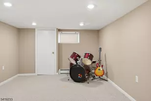 23 Lincoln Ave, Cranford Township, NJ 07016 - Photo 20