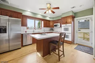 23 Lincoln Ave, Cranford Township, NJ 07016 - Photo 10