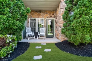 2 Steele Pl, Hillsborough Township, NJ 08844 - Photo 4
