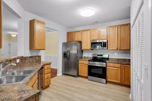 2 Steele Pl, Hillsborough Township, NJ 08844 - Photo 12