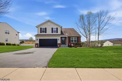 27 Lambert St, Washington Boro, NJ 07882 - Photo 2