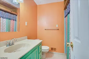 10 Wellington Ave, Woodbridge Township, NJ 07064 - Photo 28