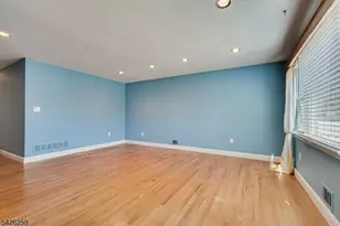 10 Wellington Ave, Woodbridge Township, NJ 07064 - Photo 10