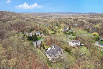 12 Butternut Ter, Kinnelon, NJ 07405 - Photo 2