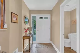 167 Barbara Pl, Middlesex, NJ 08846 - Photo 2
