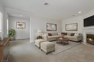 13 Franklin Pl, Morristown, NJ 07960 - Photo 1