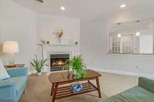 13 Franklin Pl, Morristown, NJ 07960 - Photo 12