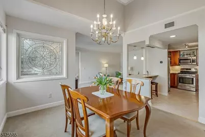 13 Franklin Pl #6D, Morristown, NJ 07960 - Photo 2