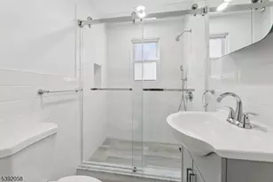 74 Forest St, Montclair, NJ 07042 - Photo 12