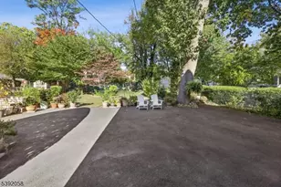 74 Forest St, Montclair, NJ 07042 - Photo 22
