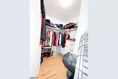 111 Pennsylvania Ave, Newark, NJ 07114 - Photo 12