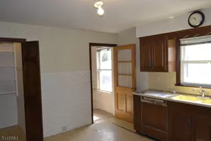 43 First St, Raritan, NJ 08869 - Photo 16