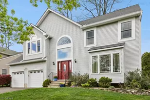 7 Blazure Dr, Bernardsville, NJ 07924 - Photo 2