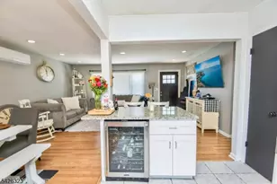 15 Cross St, Dover, NJ 07801 - Photo 4