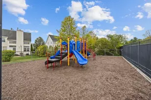 8 Tall Oaks Ct, Sayreville Boro, NJ 08859 - Photo 32