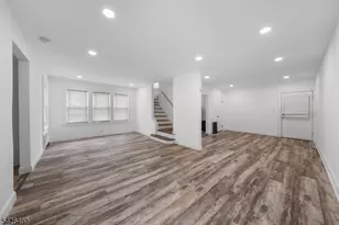 8 Melrose Terrace, Elizabeth, NJ 07208 - Photo 6