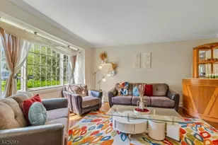 7 Evergreen Ct, Hillsborough Township, NJ 08844 - Photo 10