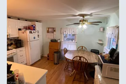 22 Ambassador Dr, Wayne Twp., NJ 07470 - Photo 2