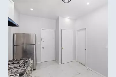 124 Paine Ave, Irvington, NJ 07111 - Photo 8