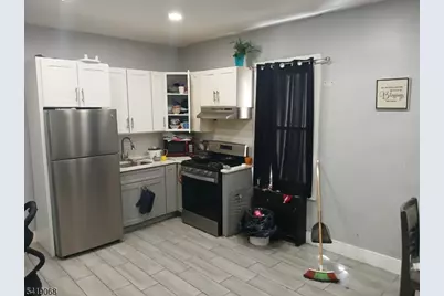 124 Paine Ave, Irvington, NJ 07111 - Photo 22
