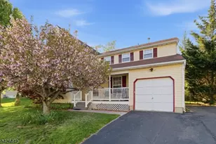 6 Shoshoni Way, Branchburg Township, NJ 08876 - Photo 2