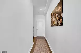 974 Summit Ave, Jersey City, NJ 07307 - Photo 28